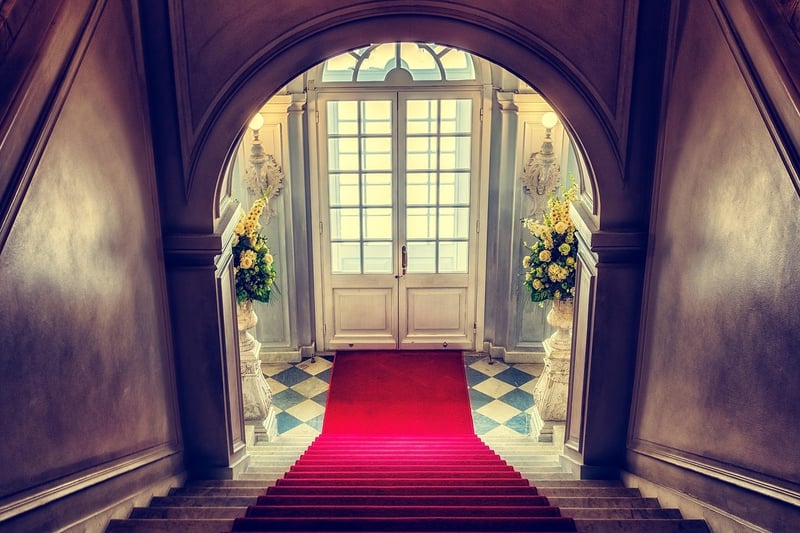 Luxury Lodge Image